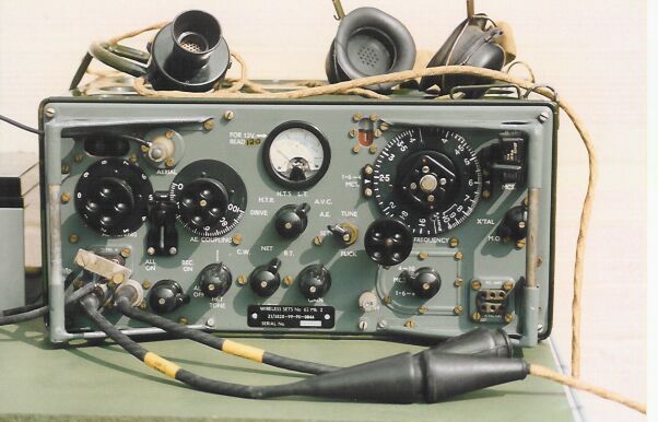 Wireless Set No. 62, with mic & headset. Photo courtesy Duxford Radio Society.