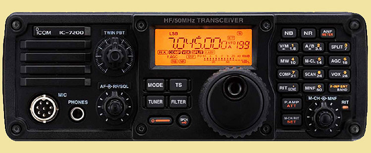 IC-7200 front panel. Photo: Lidio Gentili, IGEJ. Click for larger image.